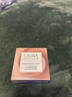 Laura Geller Illuminator Baked Gelato Swirl - Rose Gold